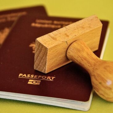 Webová stránka spouští petici za změnu britských pasů, aby se zabránilo zmatkům při cestování po brexitu